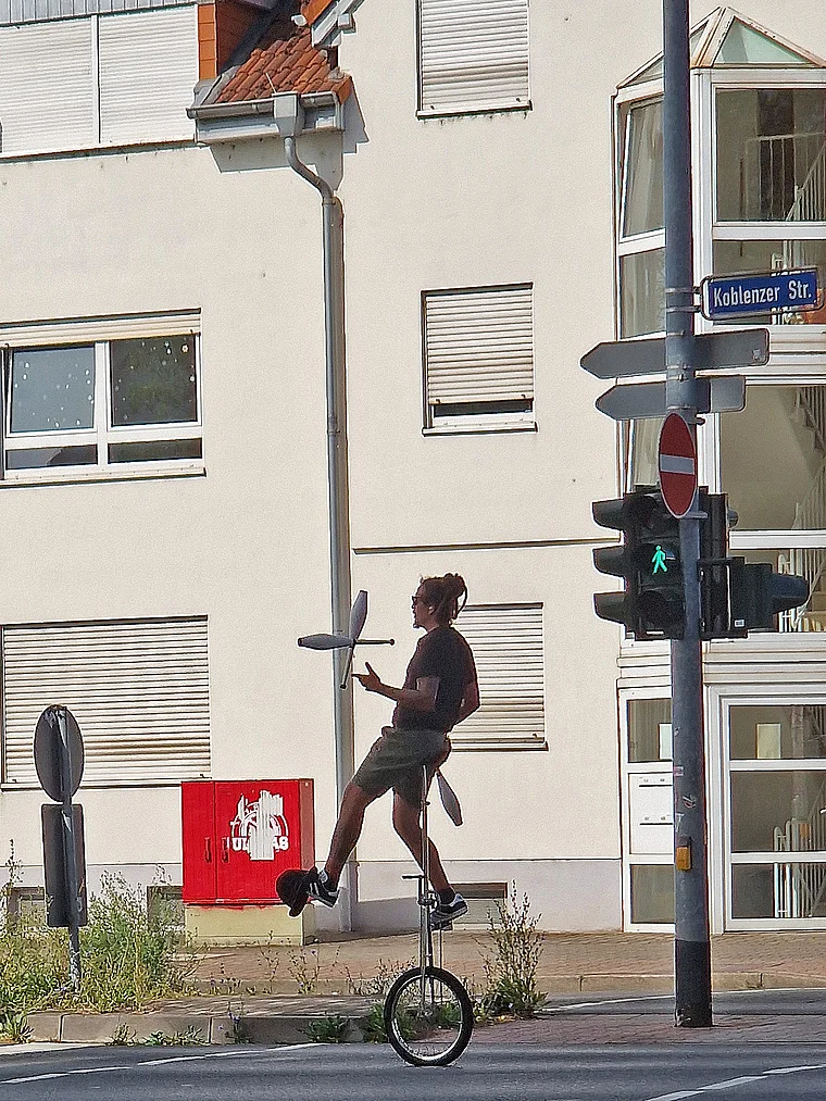 Mainz Straßenjongleur mit Einrad