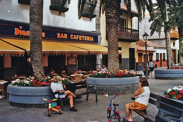 Teneriffa Puerto de la Cruz Straßencafe