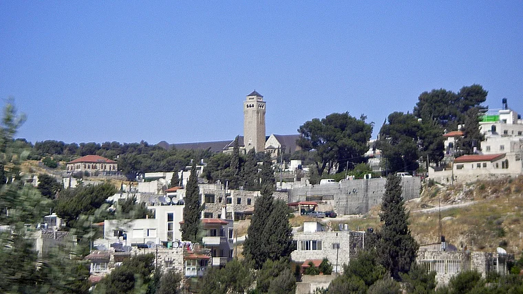 Jerusalem Ölberg Himmelfahrtkirche von fern