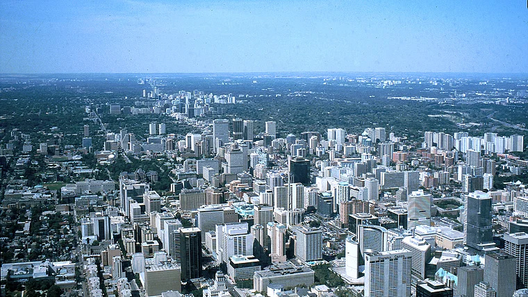 Toronto CN Tower Aussicht auf Häusermeer