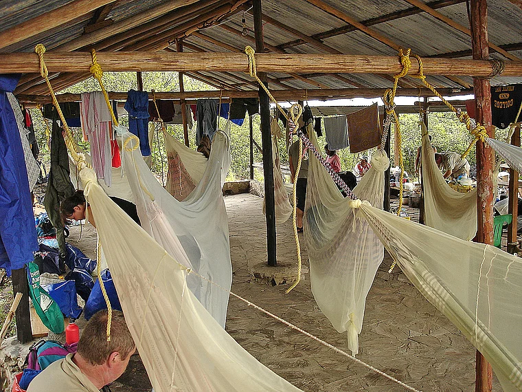Venezuela Dschungel Camp mit Hängematten