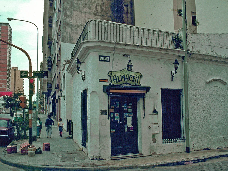 Buenos Aires Viejo Almacen außen
