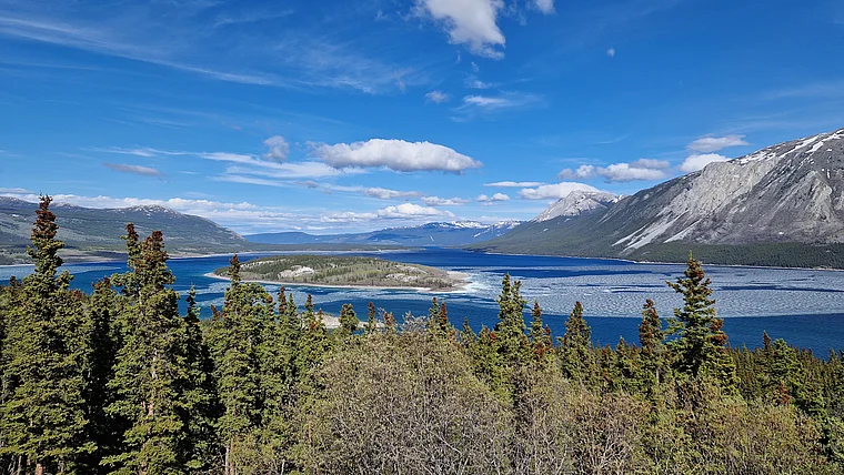 Yukon Klondike Highway Tagish Lake
