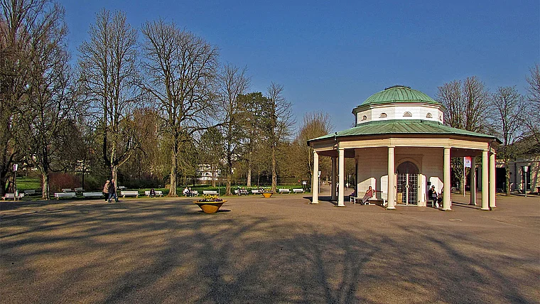 Horn-Bad Meinberg: Schlosspark Brunnentempel