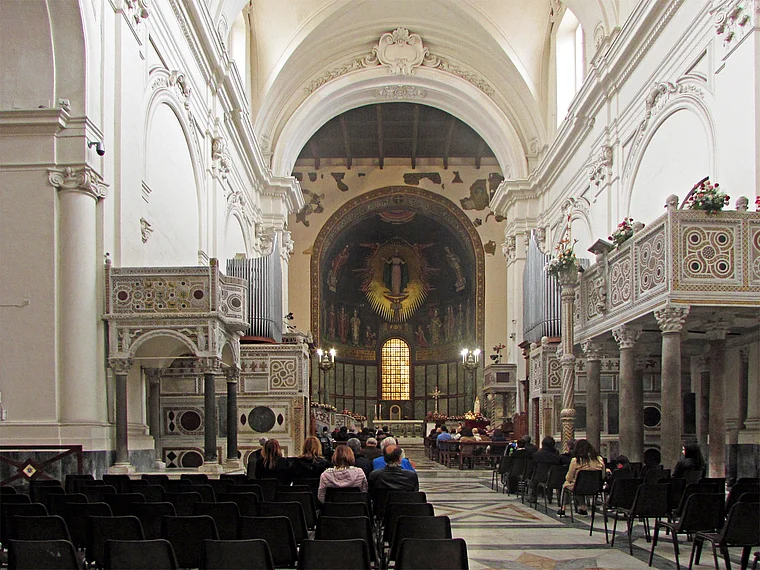 Salerno Duomo innen