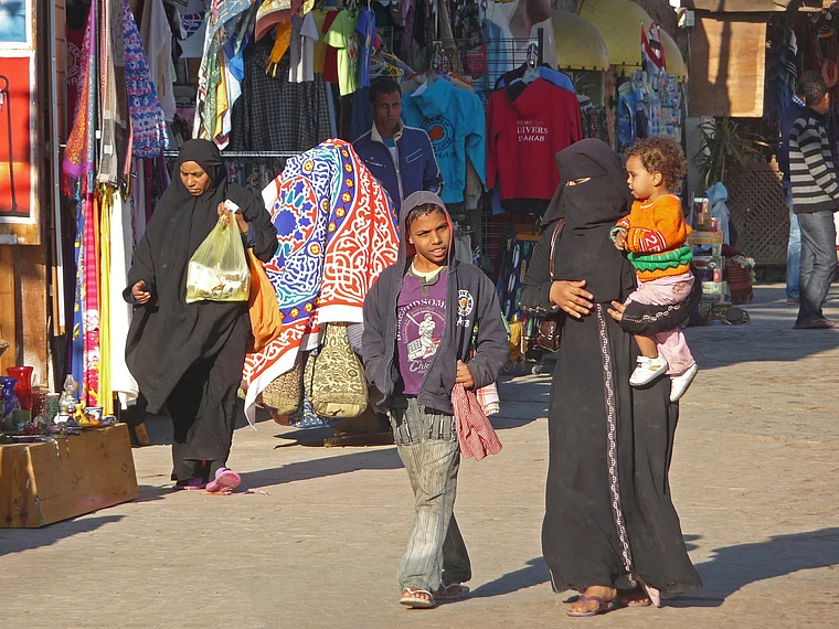 Sinai Dahab Basar mit Menschen