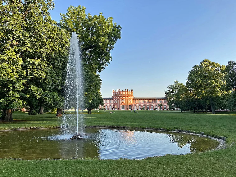 Wiesbaden Schlosspark Biebrich Fontäne