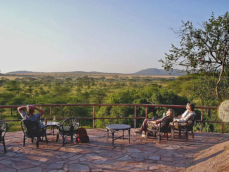 Tansania Serengeti Lodge Terrasse