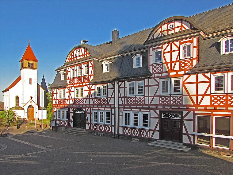 Herbstein Rathaus Kirche