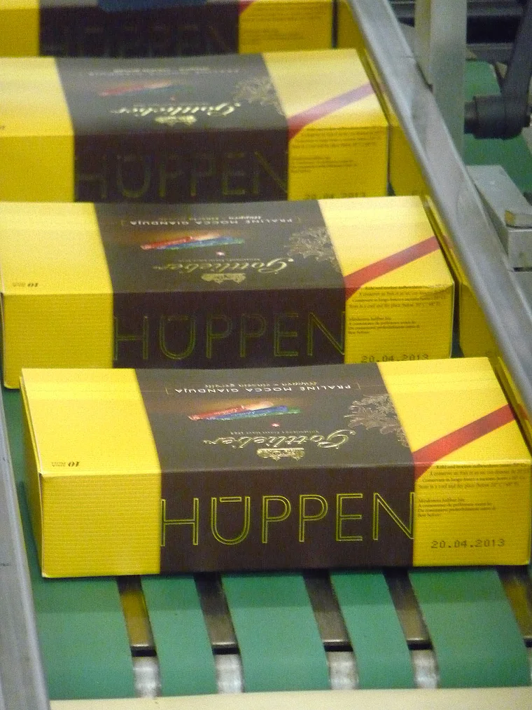 Thurgau Gottlieber Hüppen auf Fließband