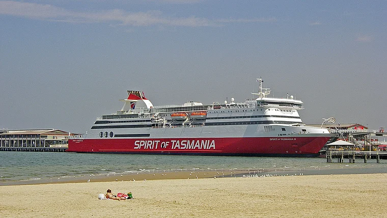Melbourne Hafen Spirit of Tasmania II