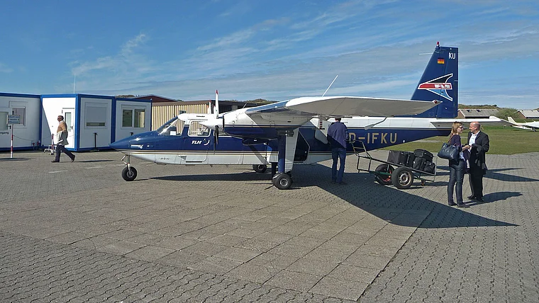 Juist Flughafen FLN Maschine