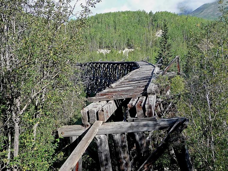 Alaska auf der Kuskulana Bridge
