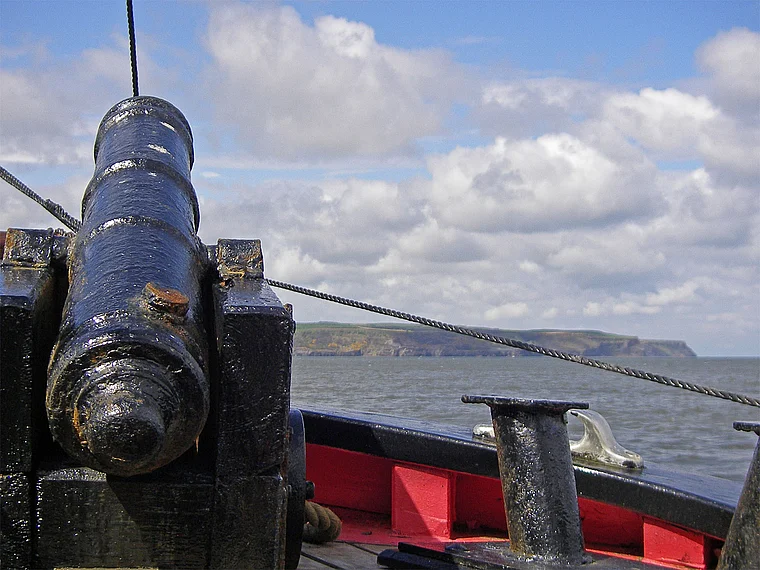 Yorkshire Whitby Endeavour Nachbau Kanone
