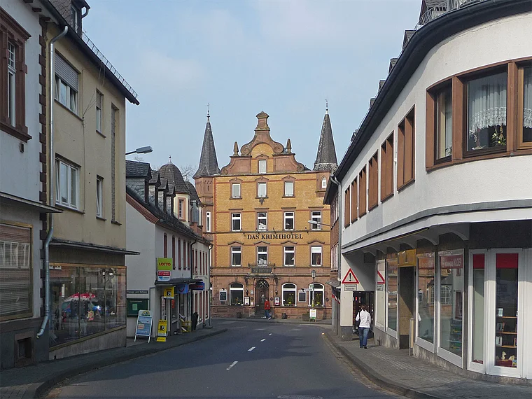 Vulkaneifel Hillesheim Krimi Hotel außen Koblenzer Straße