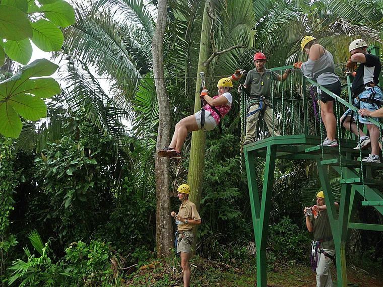 Costa Rica Quepos Canopy Start