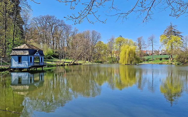 Bad Arolsen Schlossteich Frühling