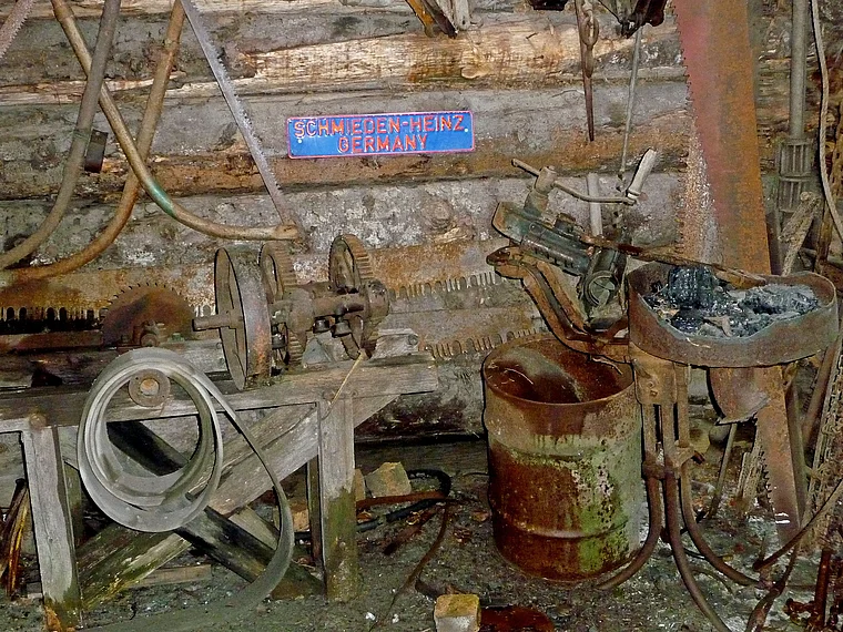 Alaska Crow Creek Mine Schild Schmieden-Heinz Germany
