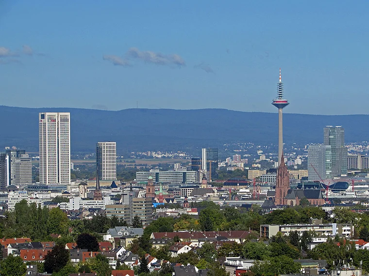 Frankfurt Goetheturm Skyline Fernmeldeturm