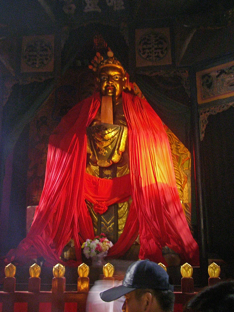 Fengdu Tempel Höllenkönig Statue