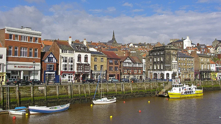 Yorkshire Whitby Hafen mit Booten