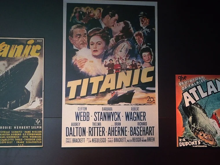 Belfast Titanic Museum Filmplakate