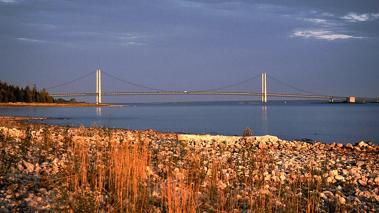 Michigan Mackinaw Bridge Abendsonne