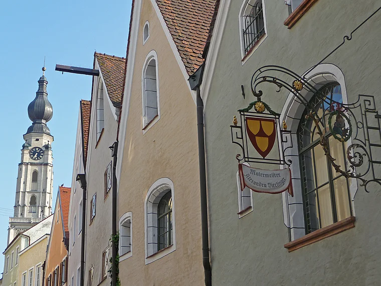 Braunau Firmenschild Alexandra Vierlinger