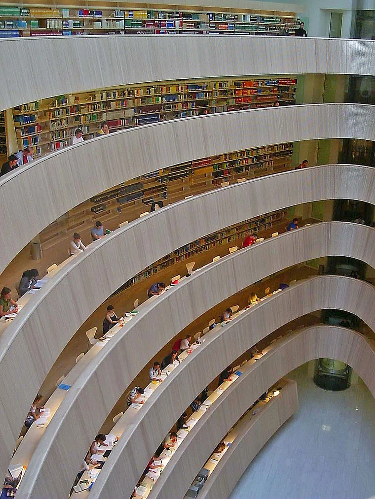 Zürich Unibibliothek innen