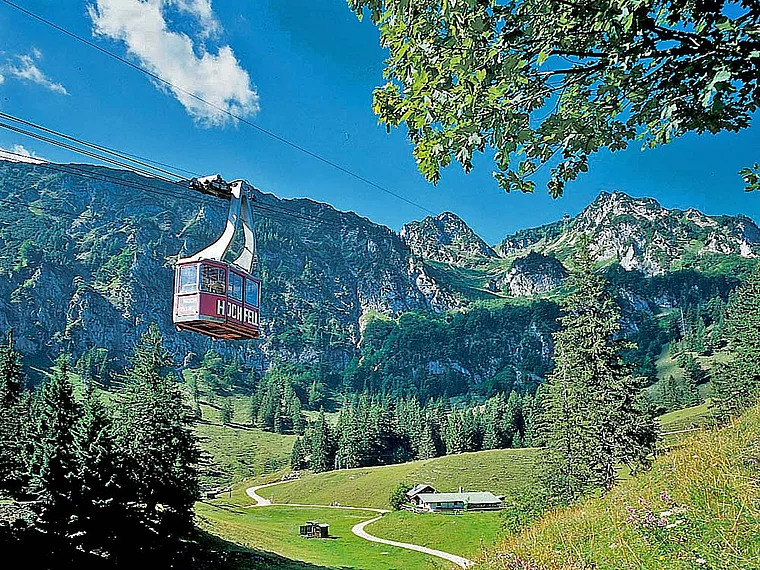Hochfelln Seilbahn außen