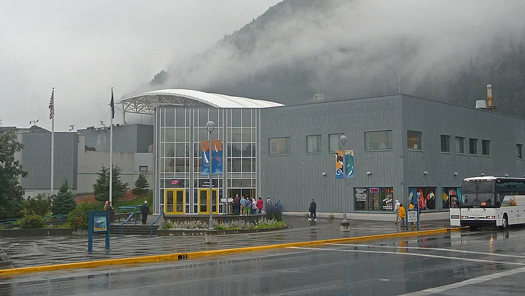Alaska Seward Sealife Center außen
