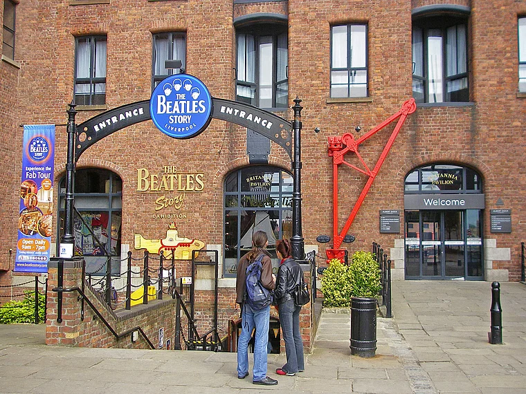 Liverpool Beatles Museum außen
