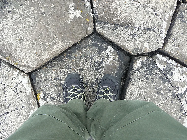 Nordirland Giant's Causeway sechseckige Säulen von oben