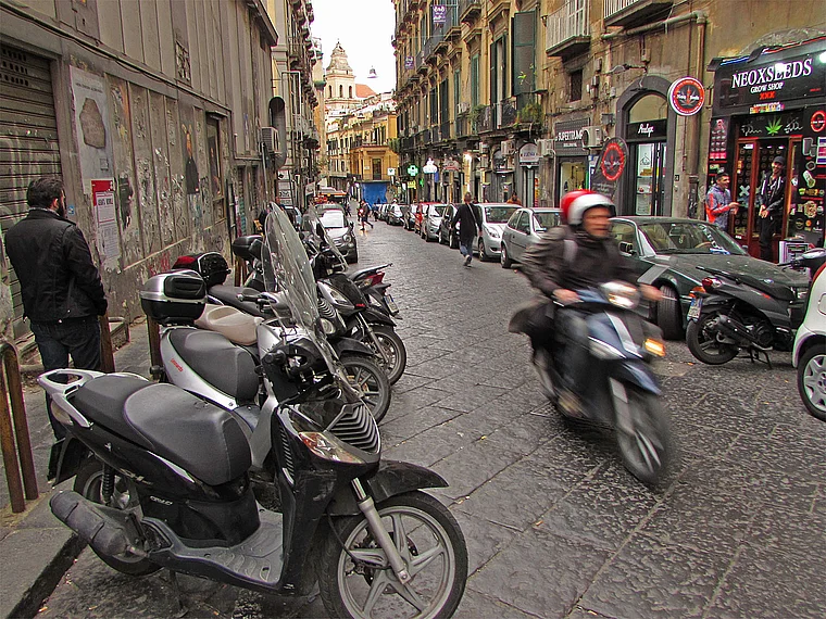 Neapel Vespas