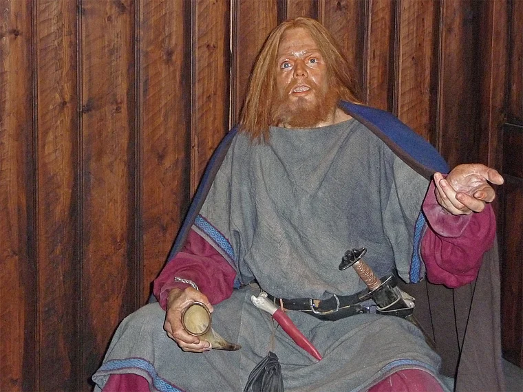 Island Saga Museum Wikinger mit Trinkhorn