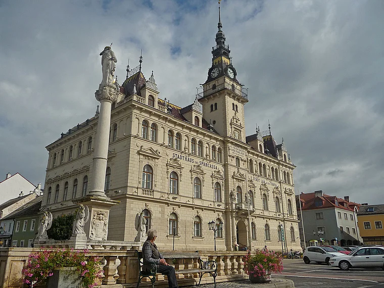 Laa Thaya Rathaus