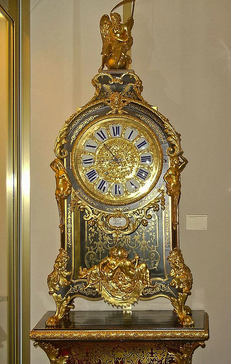 Zürich Uhrenmuseum Beyer goldene Tischuhr