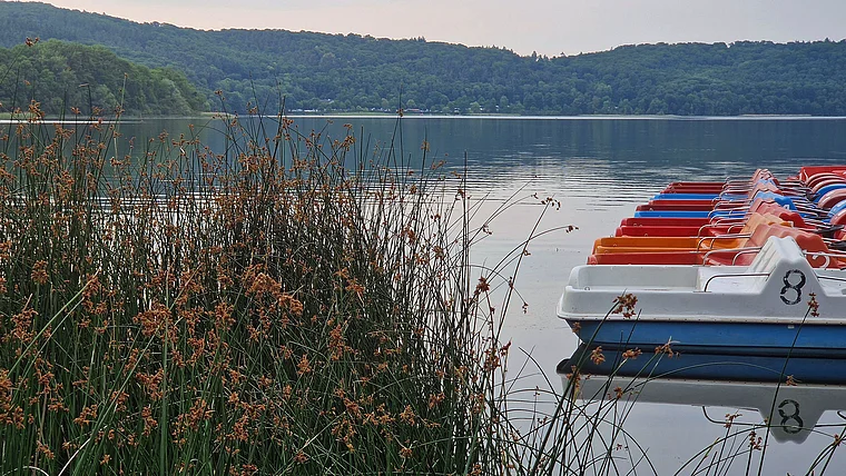 Laacher See Eifel Tretboote