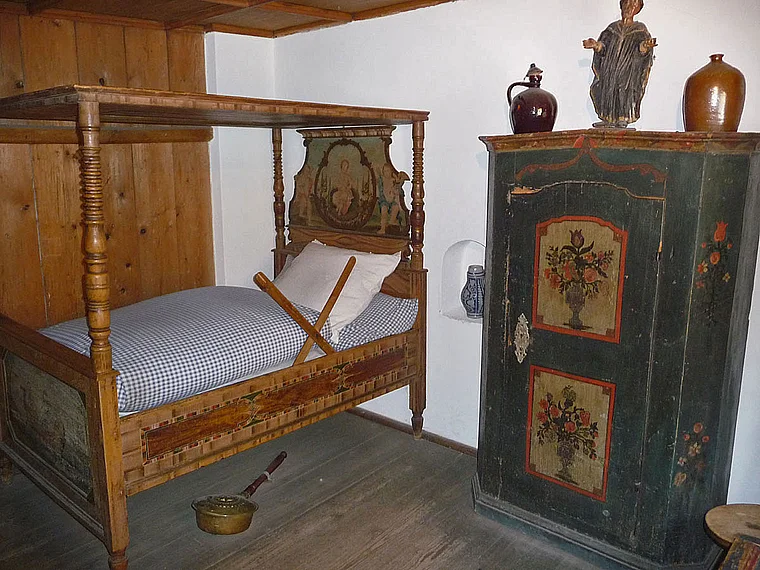 Augsburg Fuggerei Museum Schlafzimmer