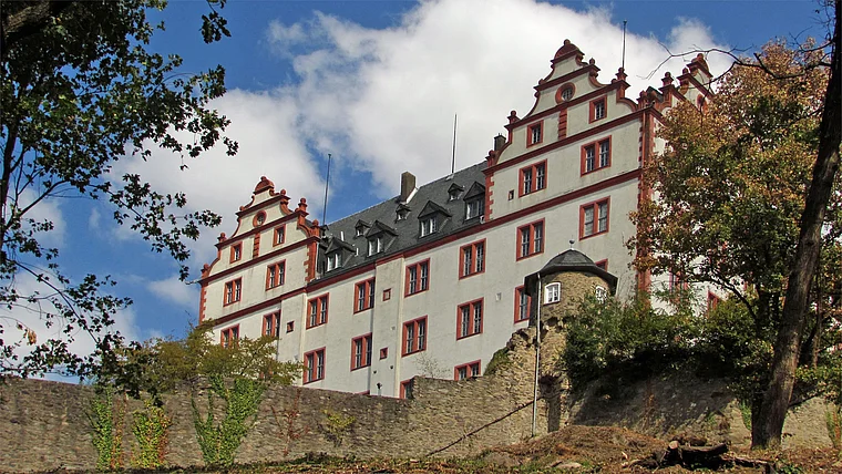 Fischbachtal Schloss Lichtenberg nah