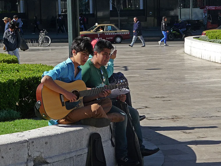 Mexico City Jugendliche musizieren