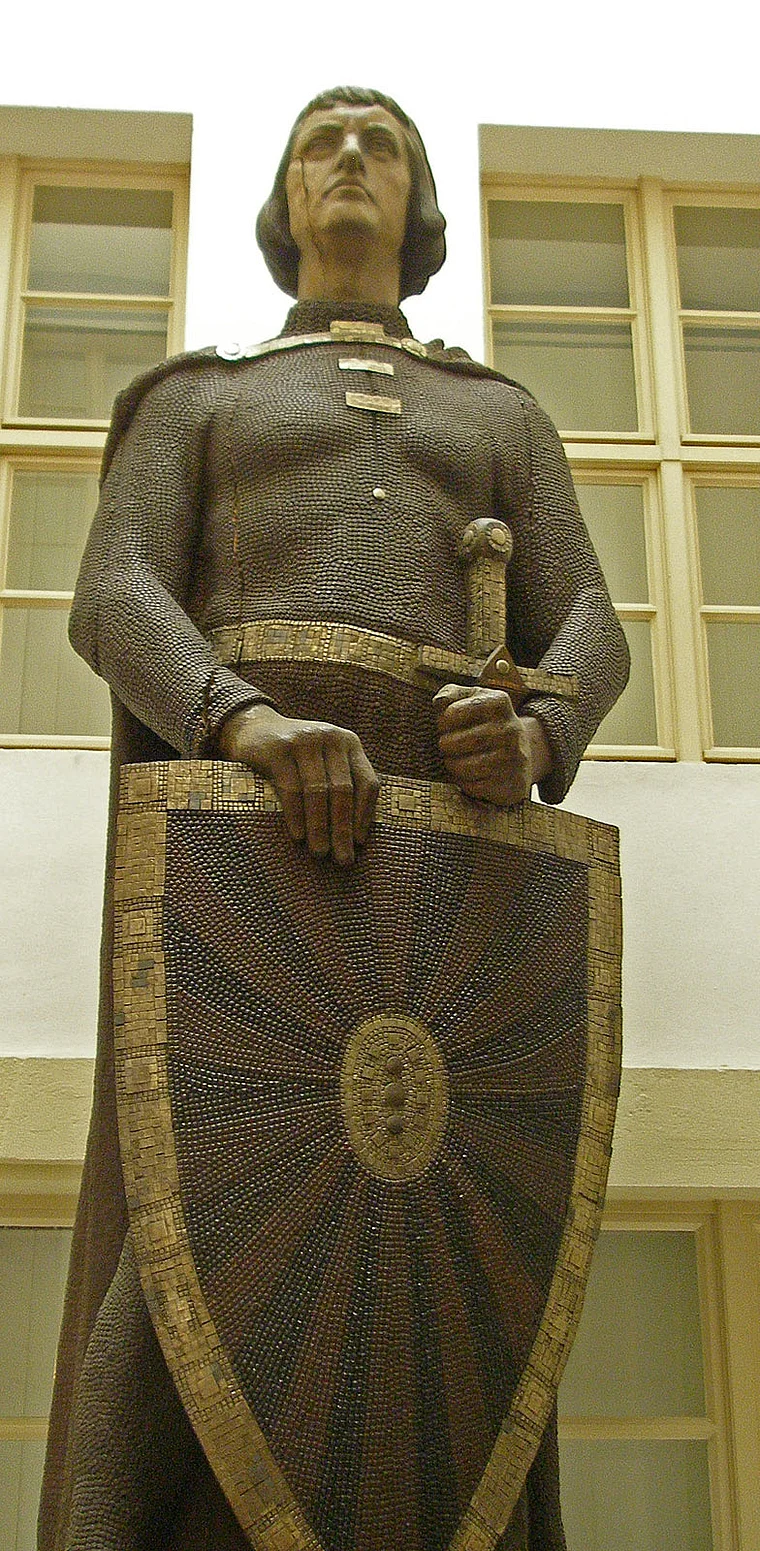 Braunschweig Museum Burg Dankwarderode Skulptur Heinrich der Löwe