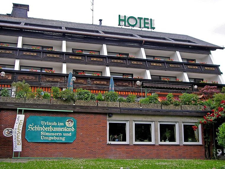 Simmern Hotel Bergschlösschen außen