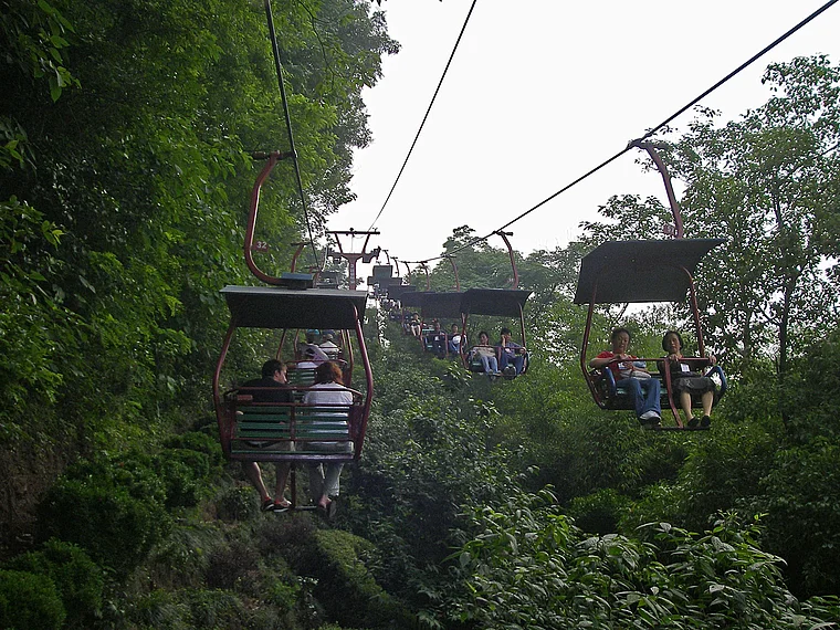 Fengdu Tempel Sessellift