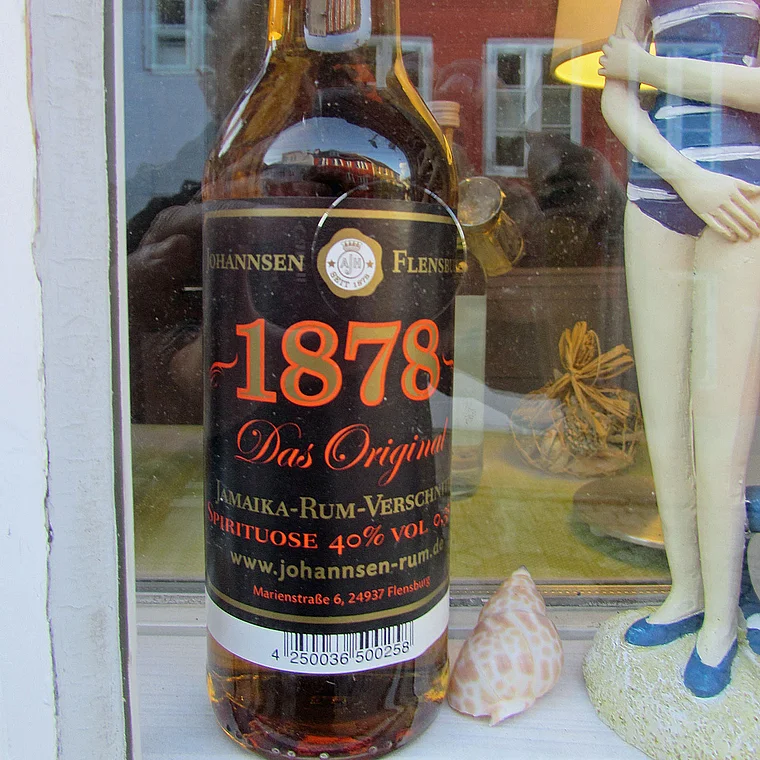 Flensburg Johannsen Rum Flasche