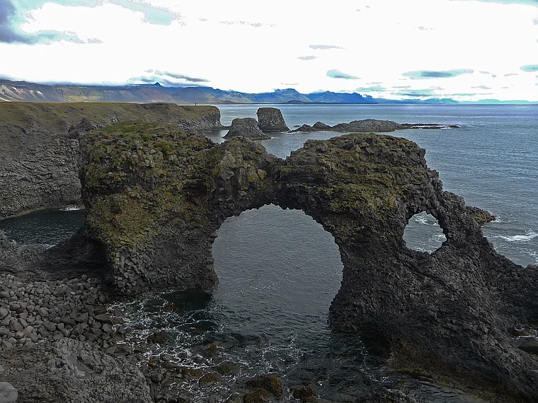 Island Arnarstapi Felsbogen