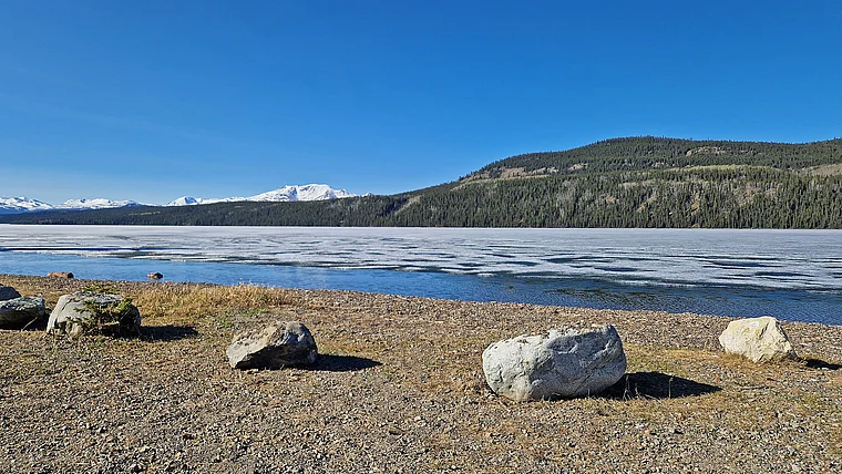 Yukon Fox Lake Ufer