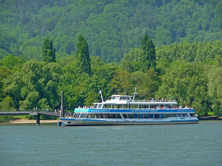 Andernach Namedyer Werth Ausflugsschiff Namedy