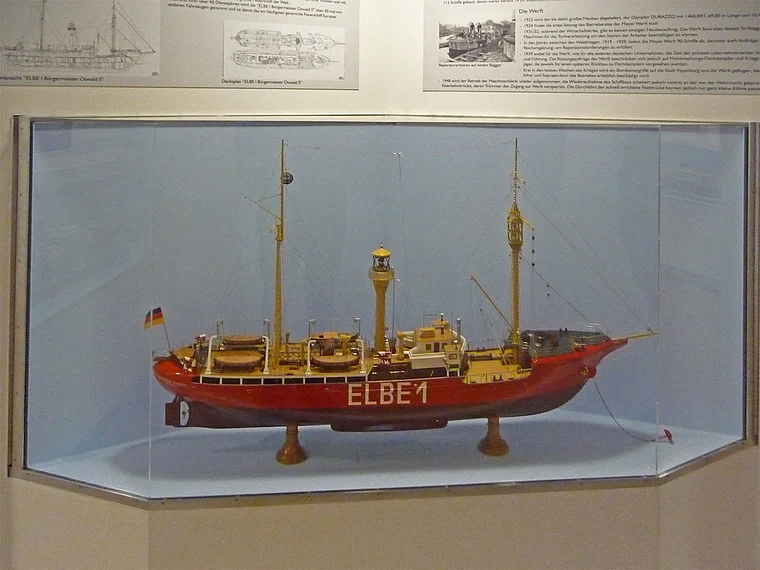 Papenburg Meyer Werft Besucherzentrum Modell Elbe 1