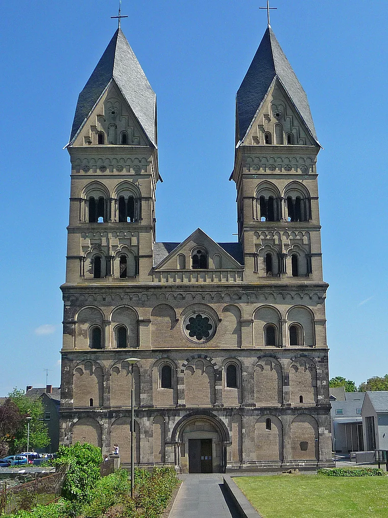 Andernach Mariendom außen